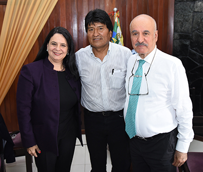 Foto 5_Gladis genua, Evo Morales y Suleiman J AI-Herbish